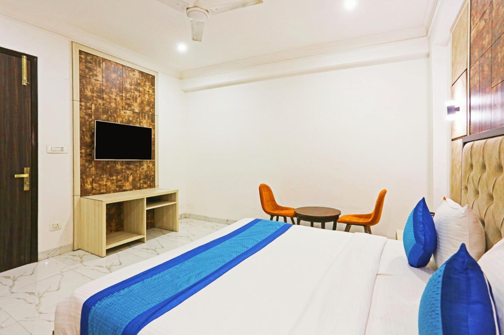 Hotel Almora Inn - Near By Delhi International Airport - With Free Airport Pickup And Drop New Delhi Exteriör bild
