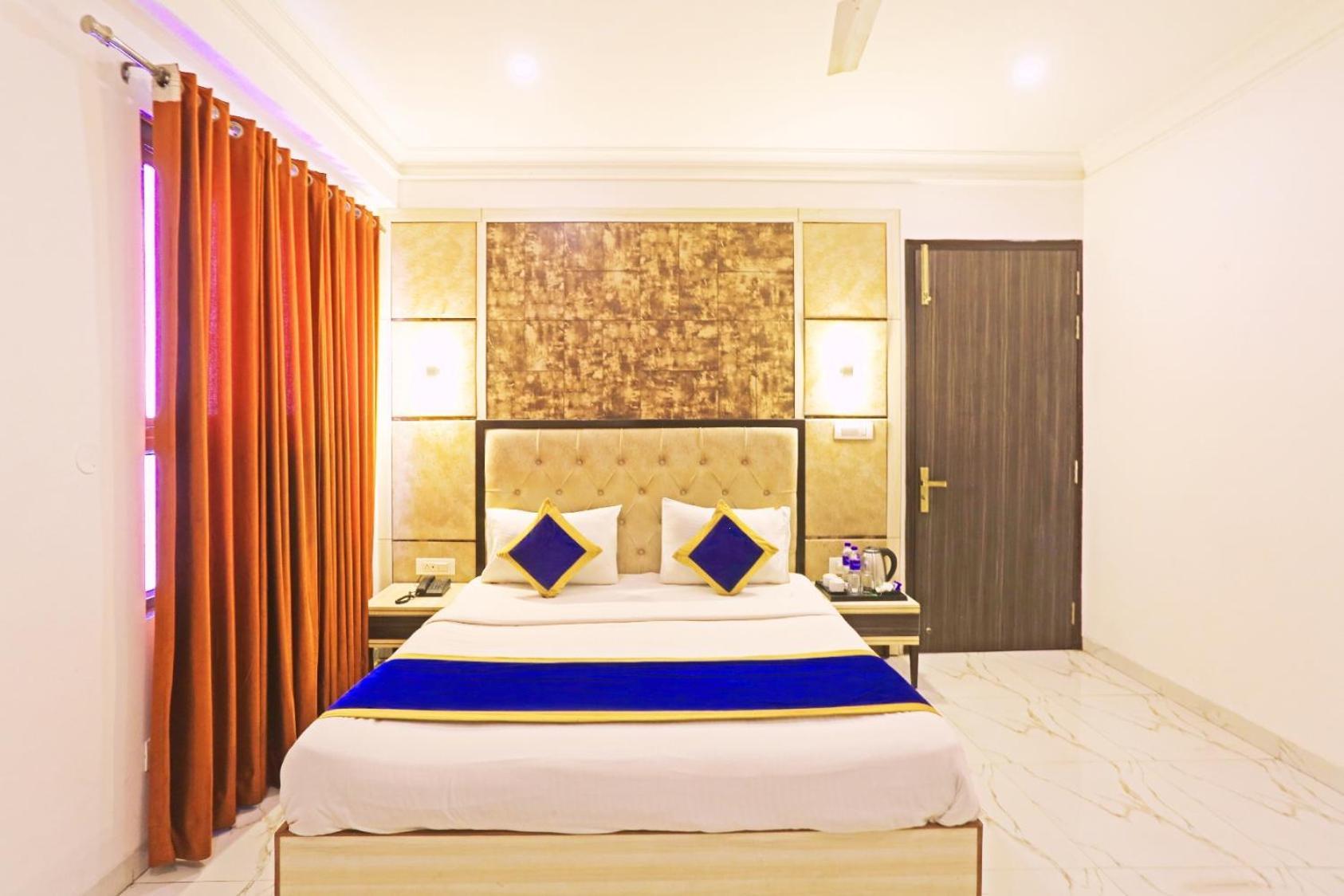Hotel Almora Inn - Near By Delhi International Airport - With Free Airport Pickup And Drop New Delhi Exteriör bild