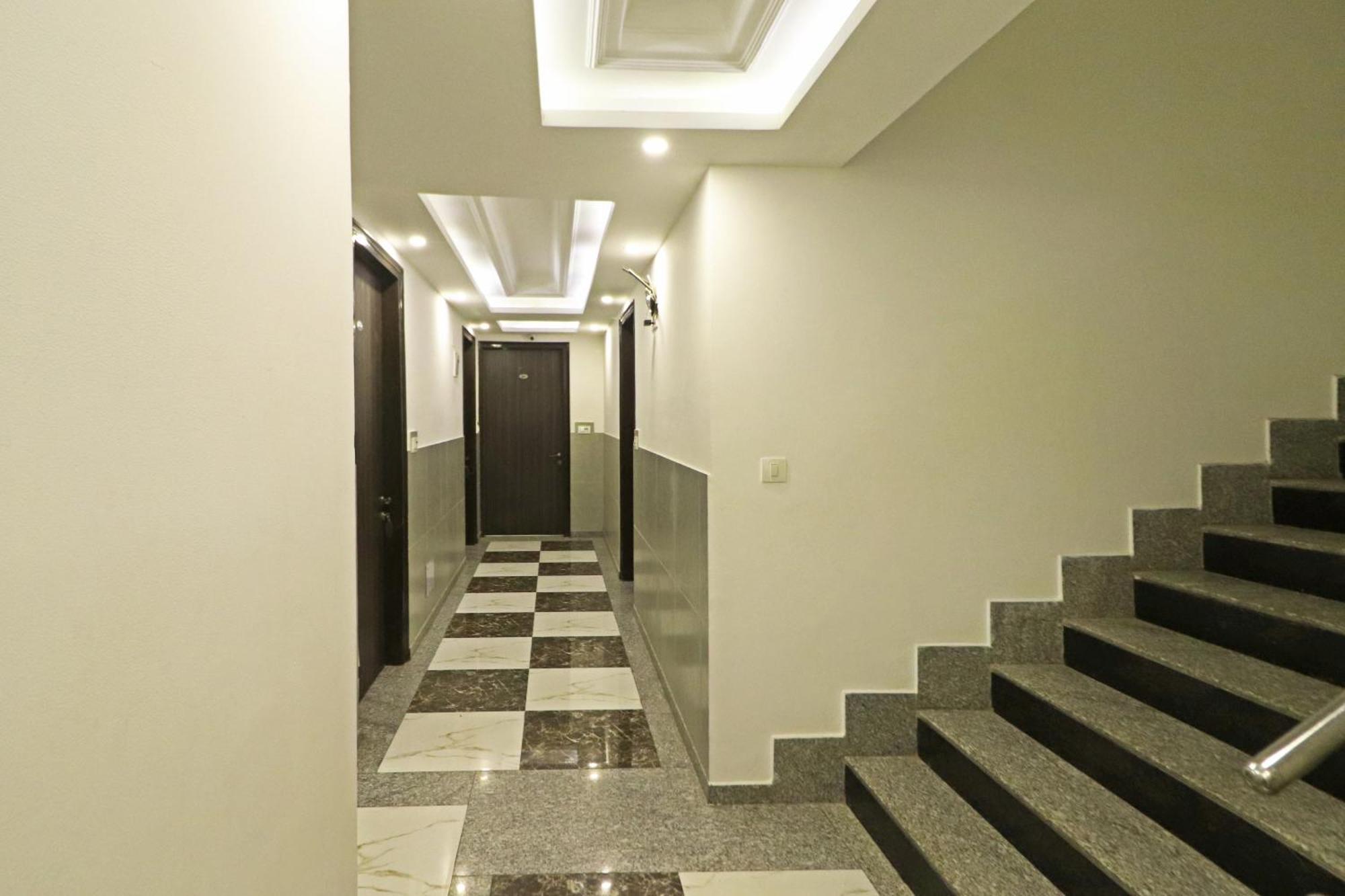 Hotel Almora Inn - Near By Delhi International Airport - With Free Airport Pickup And Drop New Delhi Exteriör bild