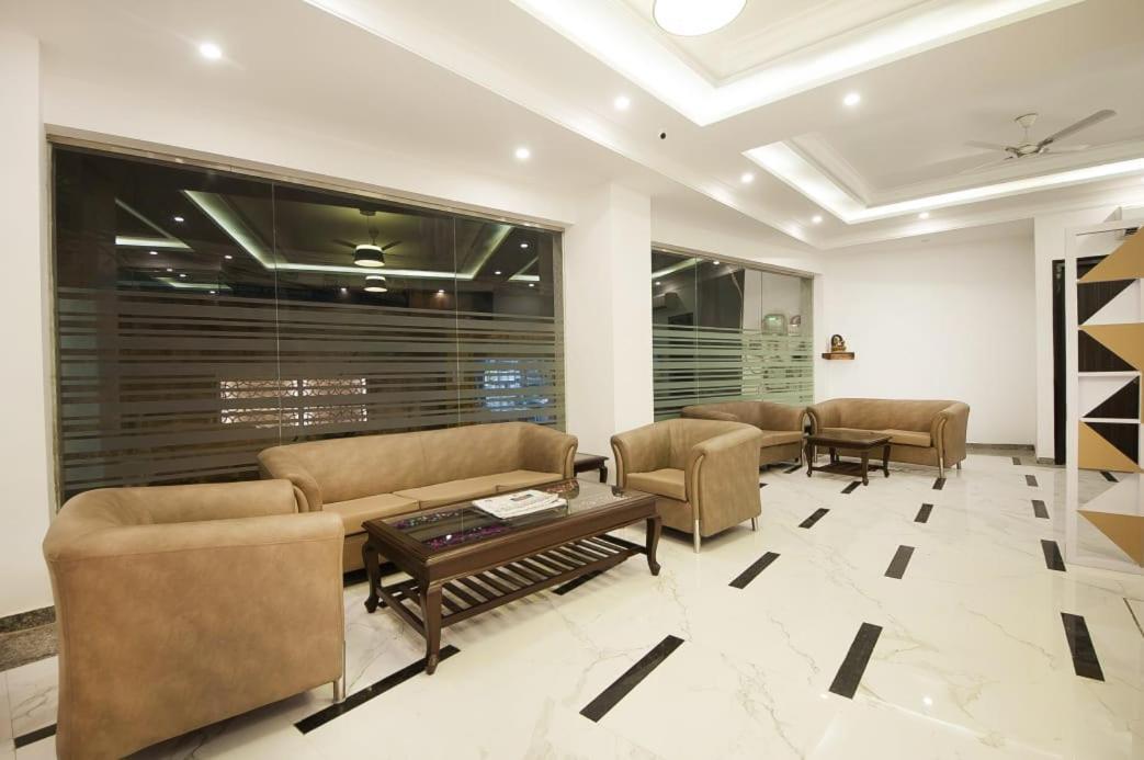 Hotel Almora Inn - Near By Delhi International Airport - With Free Airport Pickup And Drop New Delhi Exteriör bild