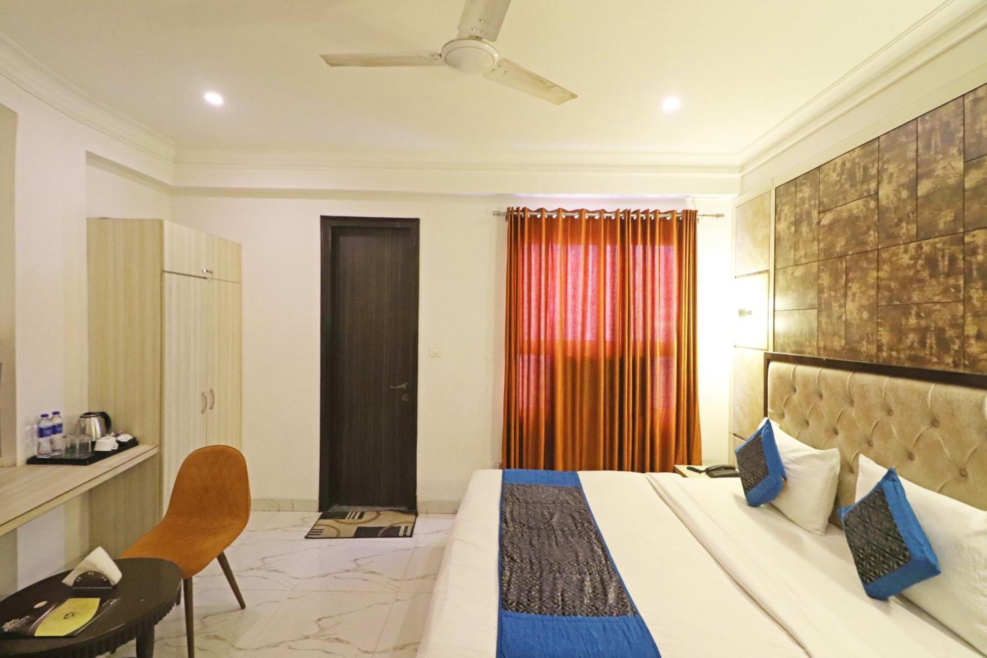 Hotel Almora Inn - Near By Delhi International Airport - With Free Airport Pickup And Drop New Delhi Exteriör bild