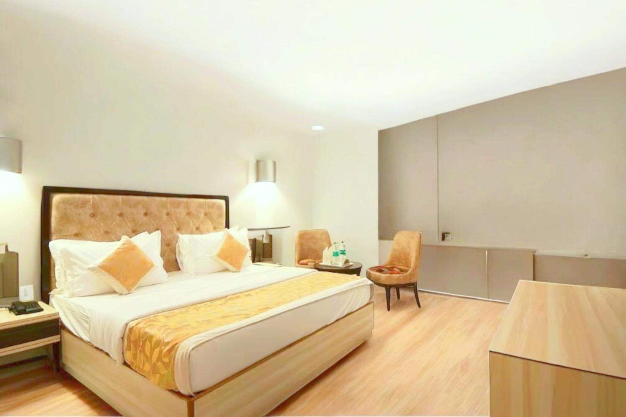 Hotel Almora Inn - Near By Delhi International Airport - With Free Airport Pickup And Drop New Delhi Exteriör bild